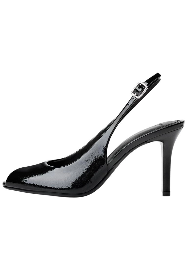 Открытые туфли на каблуке