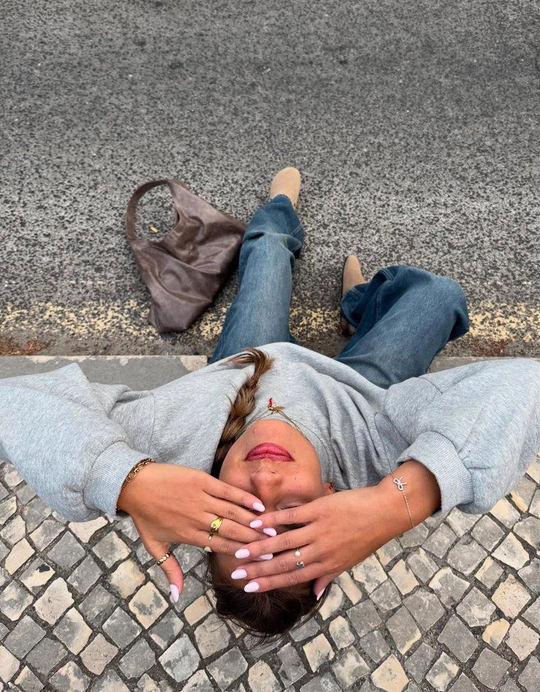 Толстовка оверсайз с карманами