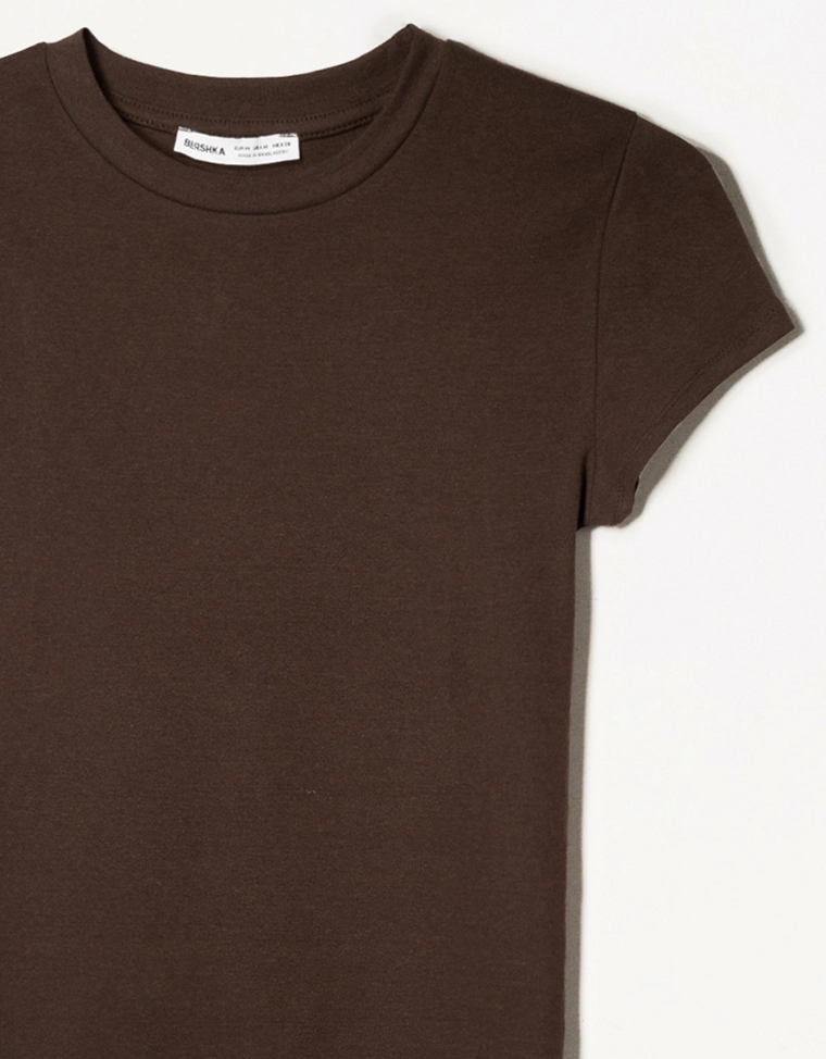 Футболка с круглым вырезом