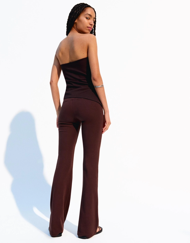 Расклешенные брюки