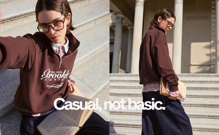 Толстовка с молнией на воротнике и принтом