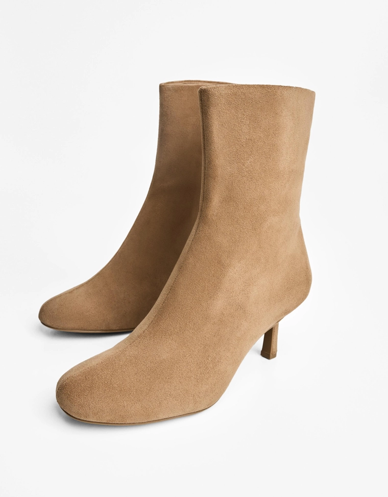Kitten heel ankle boots