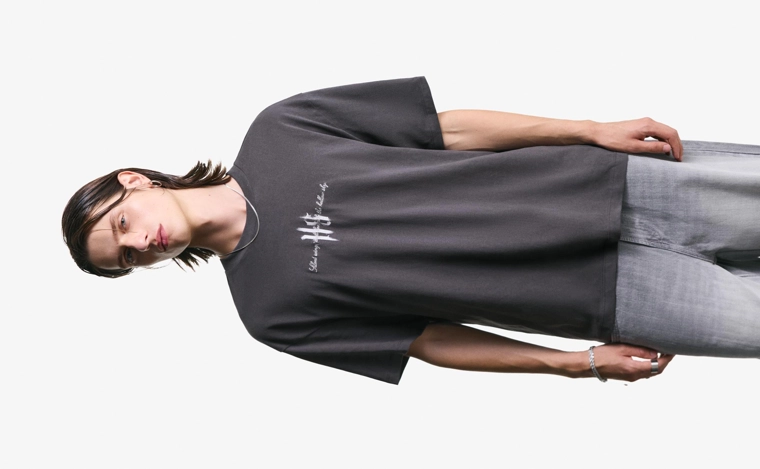 Футболка с короткими рукавами и принтом