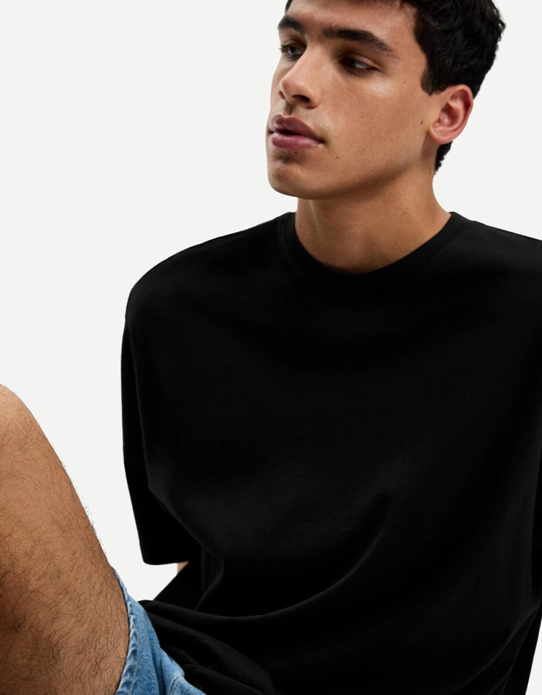 Укороченная футболка