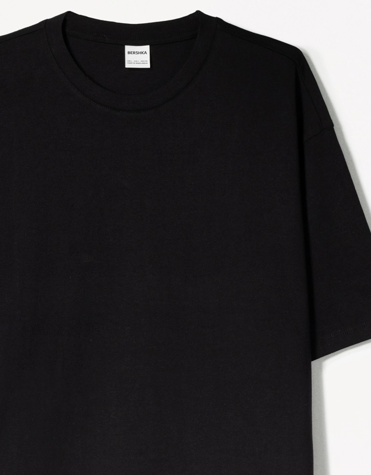 Укороченная футболка