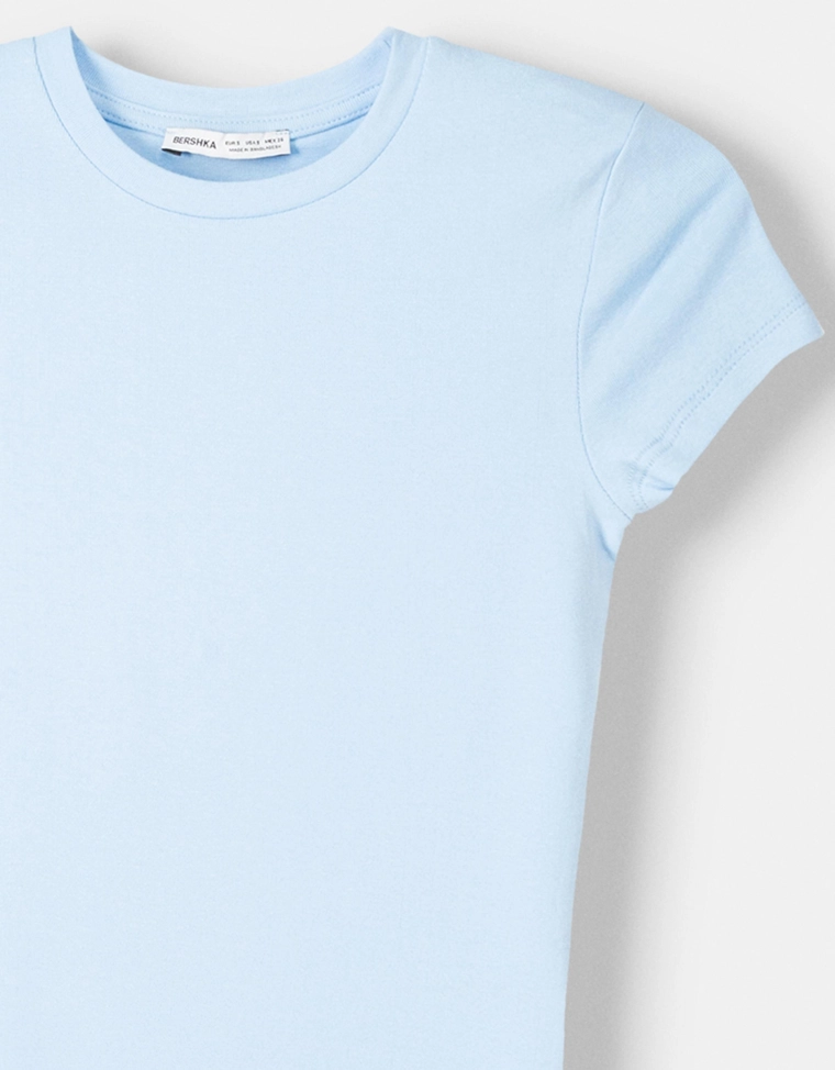 Футболка с круглым вырезом