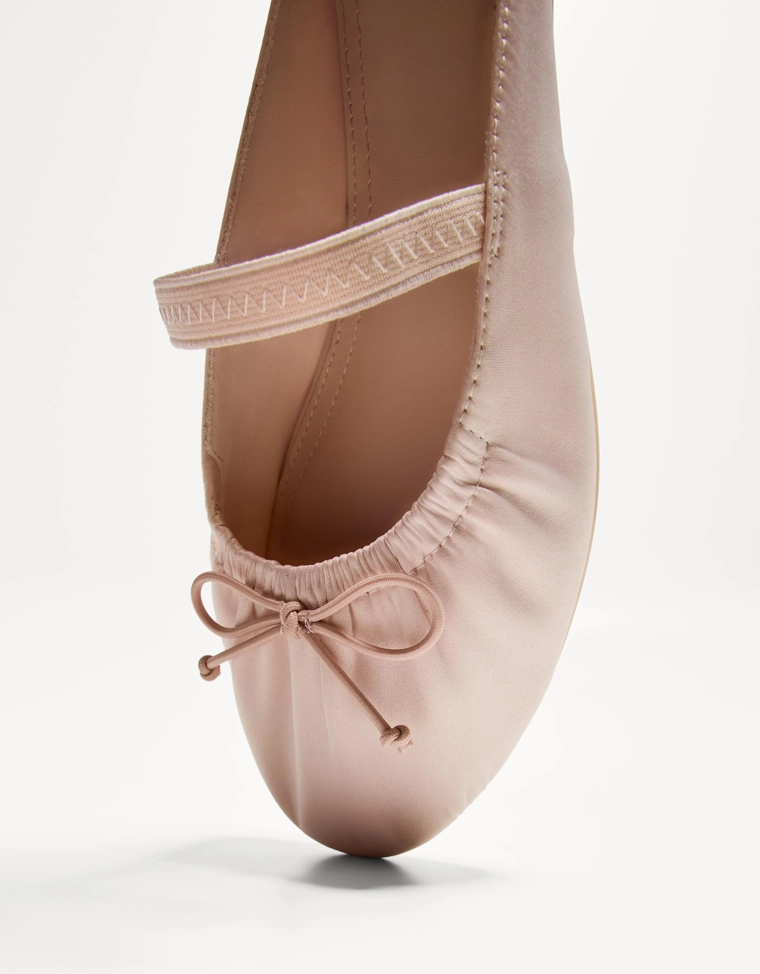 Кожаные балетки без задников