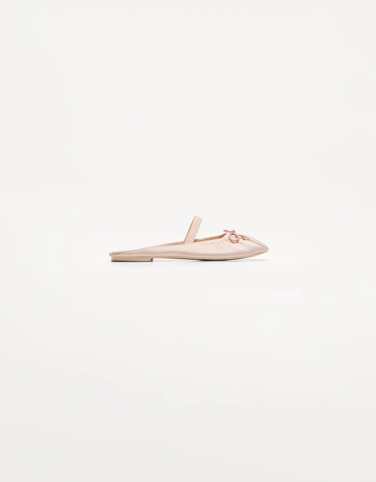 Кожаные балетки без задников