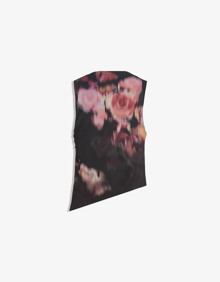 Топ асимметричного кроя из сетки