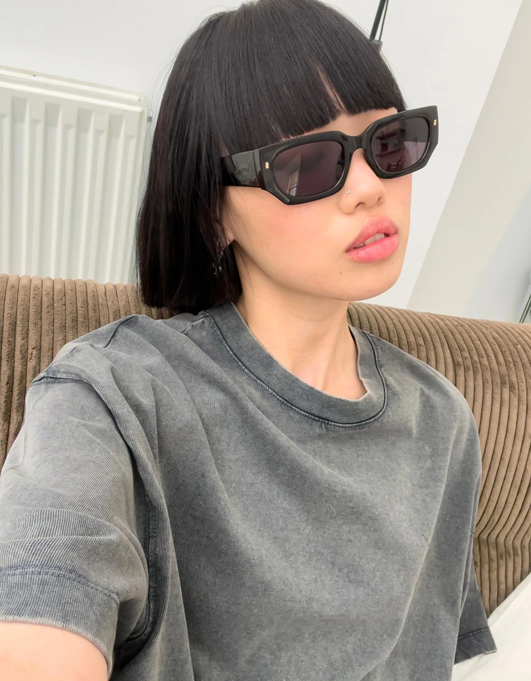 Футболка геометрического кроя из плотного хлопка