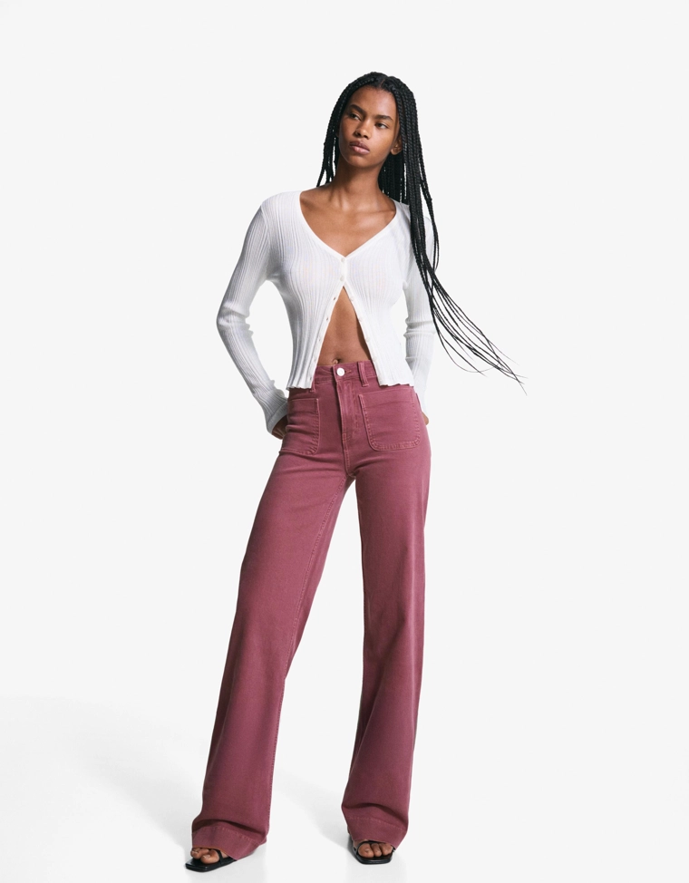 Бесшовные джинсы с широкими штанинами и карманами