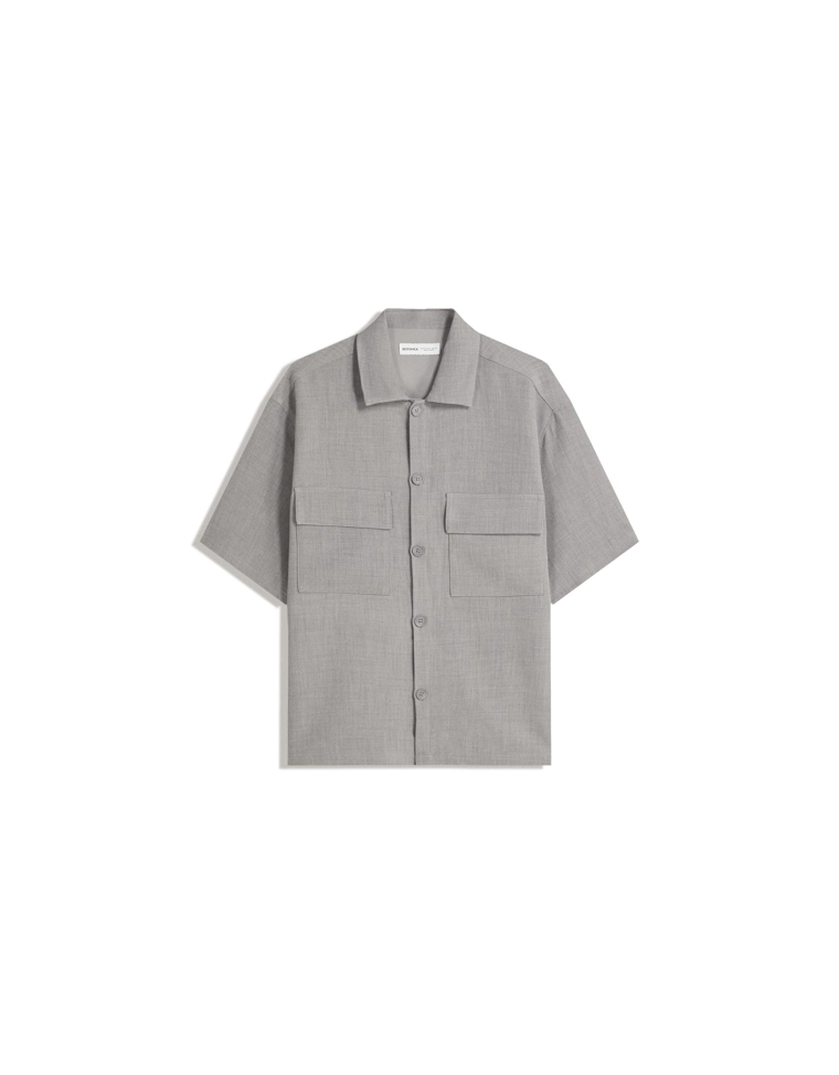 Рубашка классического кроя с короткими рукавами