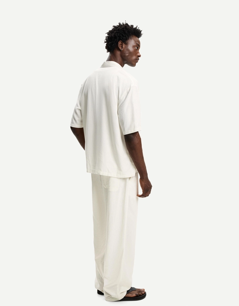 Рубашка из смесового льна с короткими рукавами