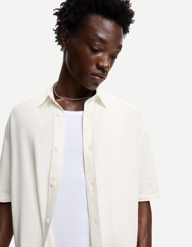 Рубашка из смесового льна с короткими рукавами