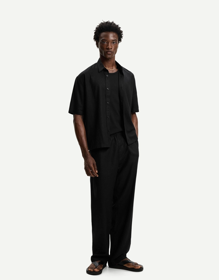 Рубашка из смесового льна с короткими рукавами