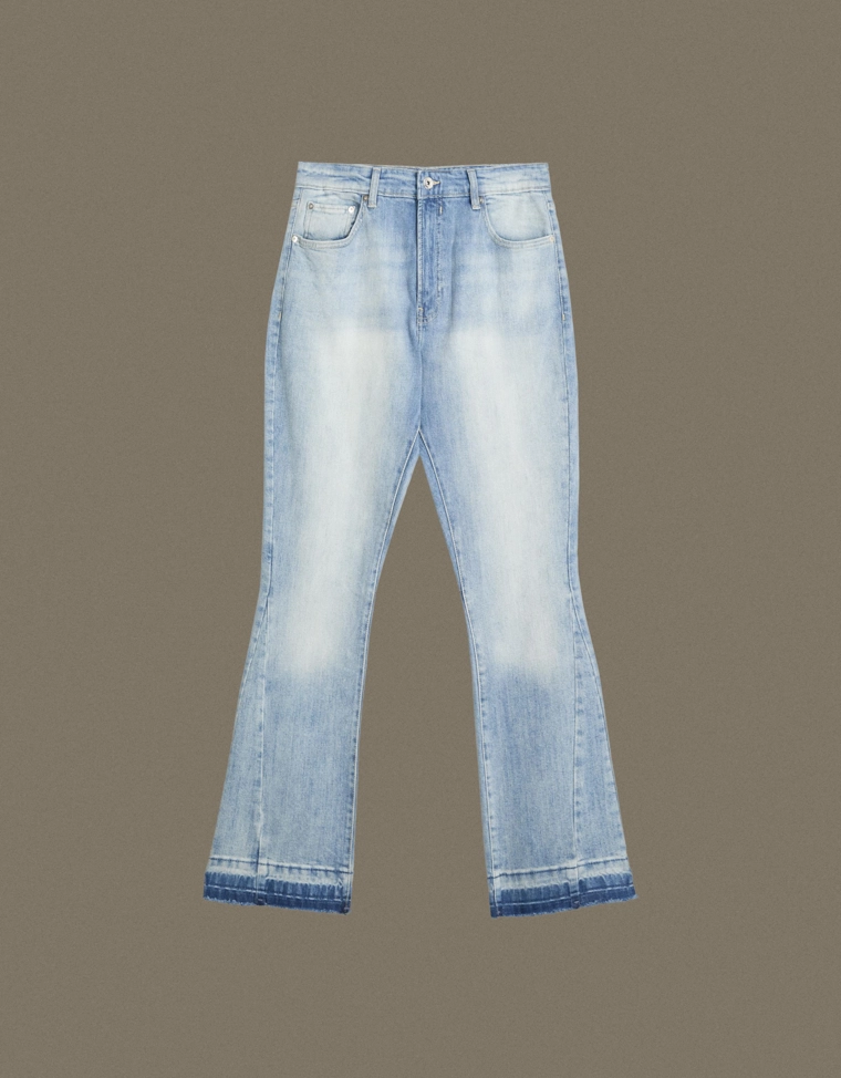 Расклешенные джинсы комфортной посадки