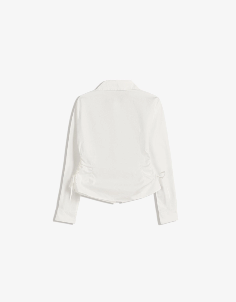 Рубашка приталенного кроя со сборкой сбоку