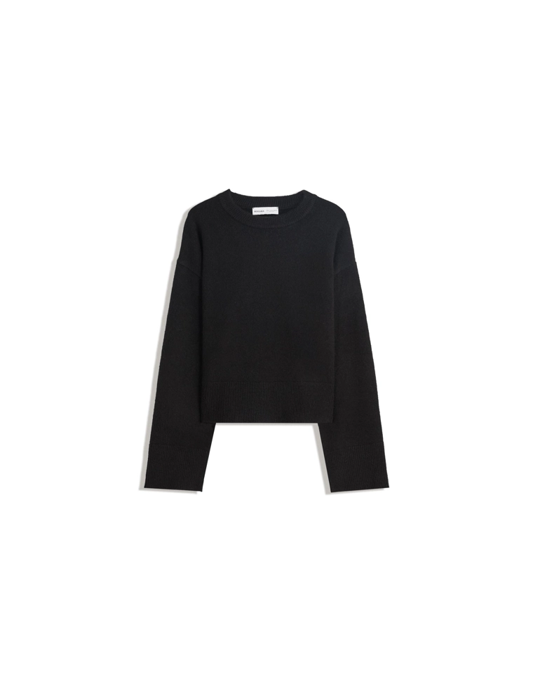 Свитер оверсайз в рубчик по низу