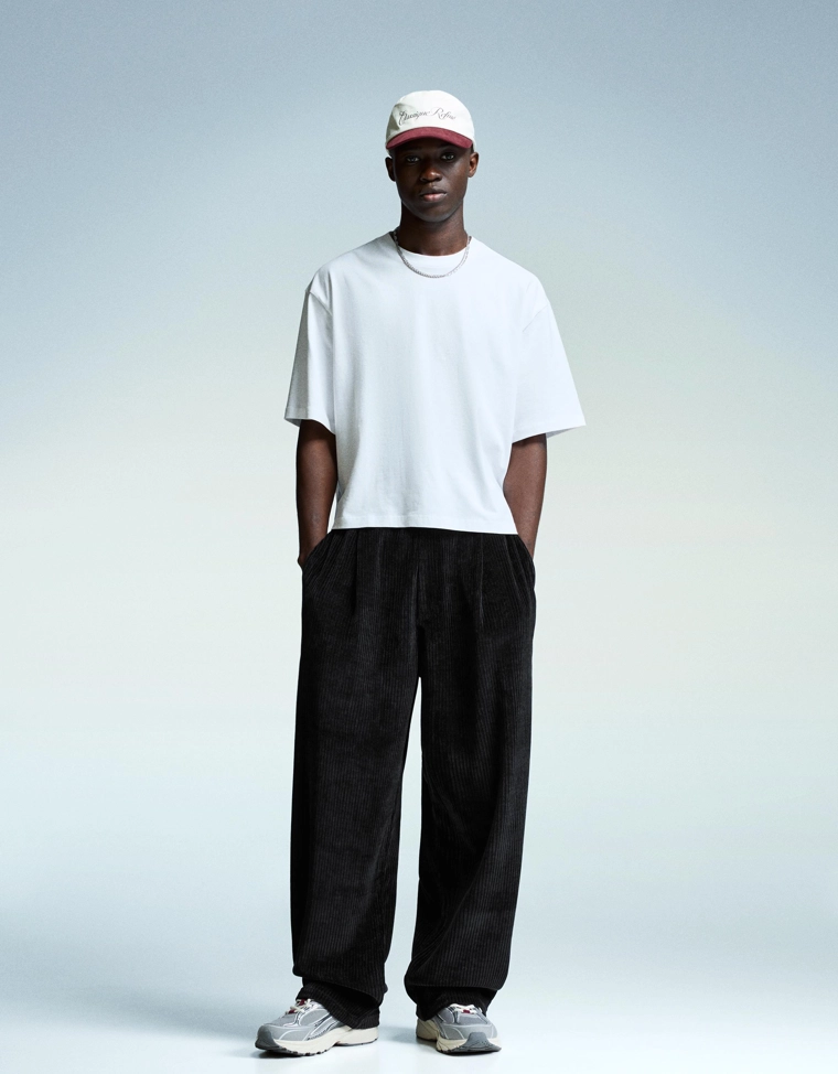 Брюки объемного свободного кроя из синели