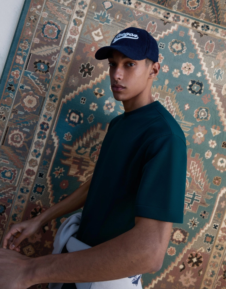 Футболка из мягкой ткани