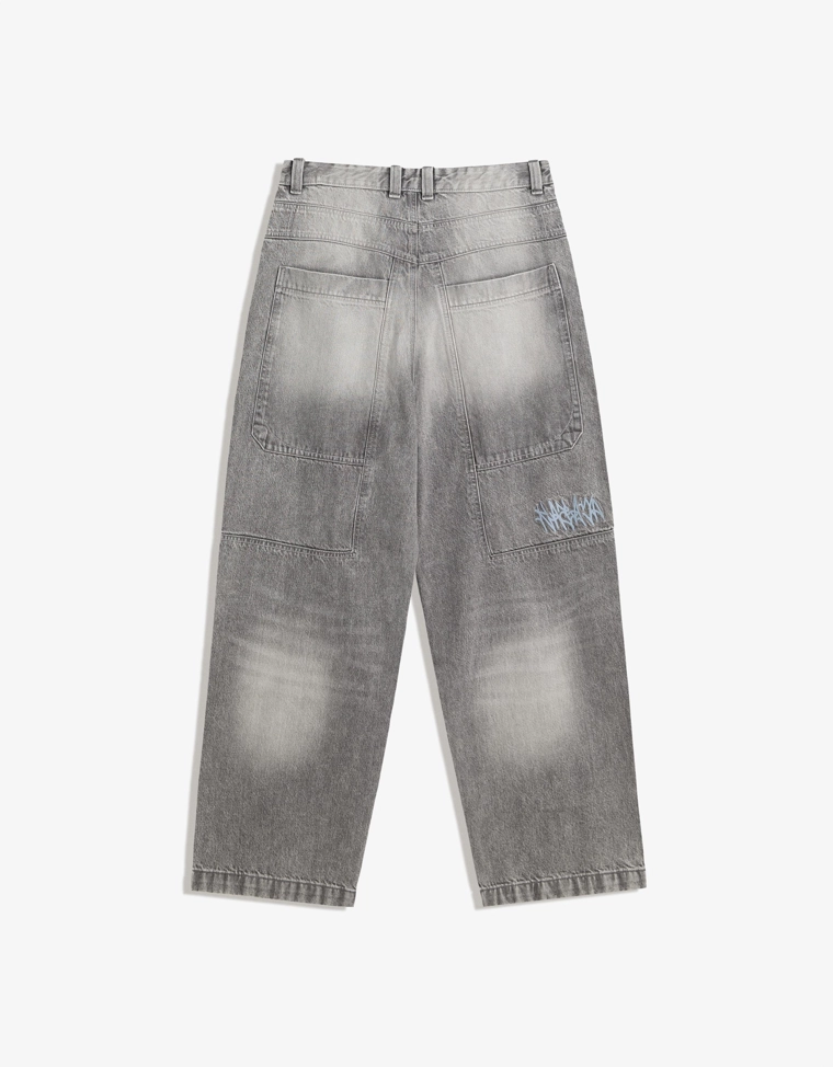 Джинсы объемного свободного кроя