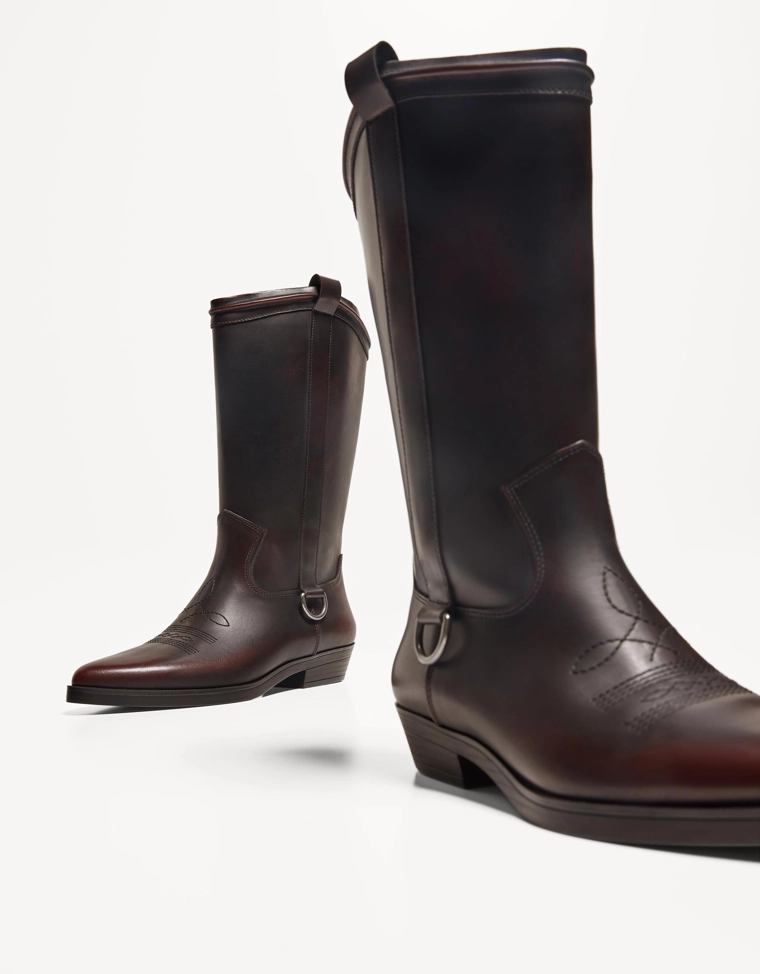 Сапоги в ковбойском стиле на низком каблуке