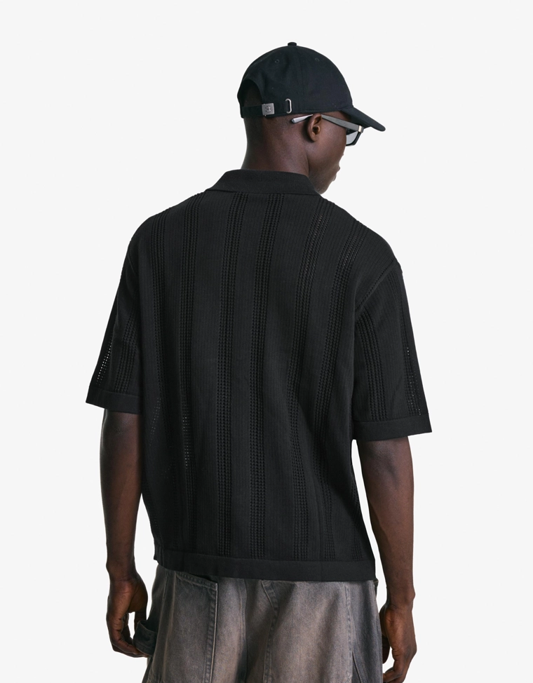 Поло с рельефным ажурным узором