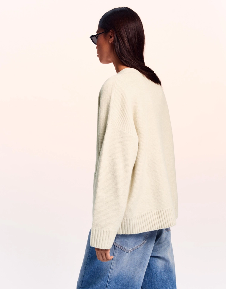 Кардиган с V-образным вырезом