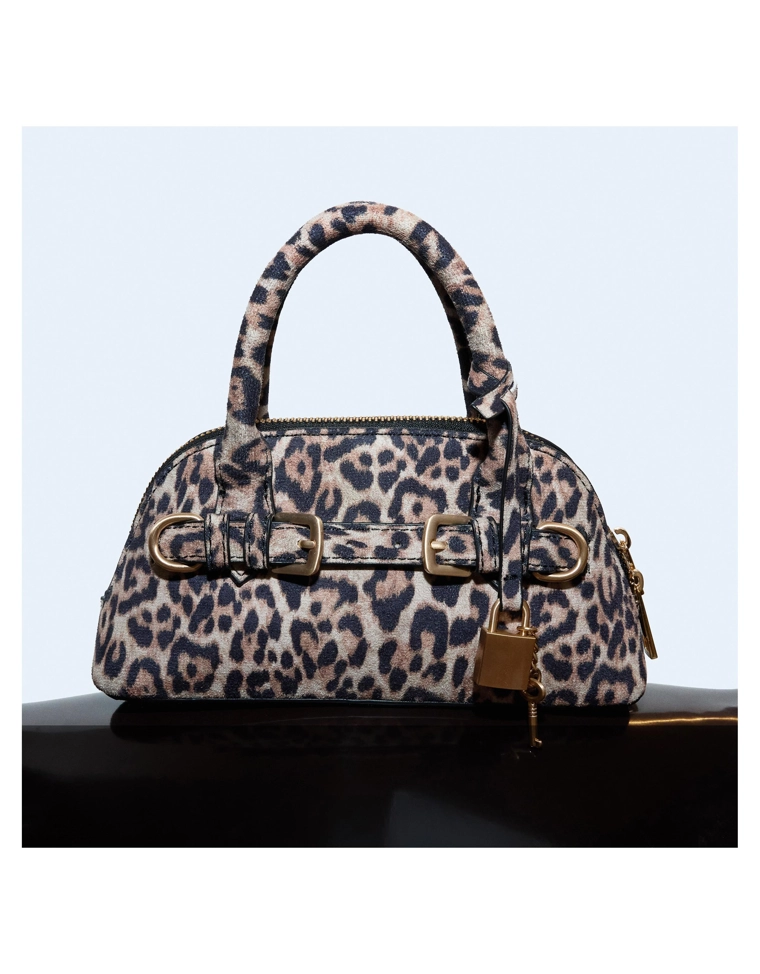 Куртка коричневая