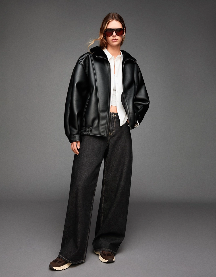 Куртка объемного кроя, из двухлицевой ткани