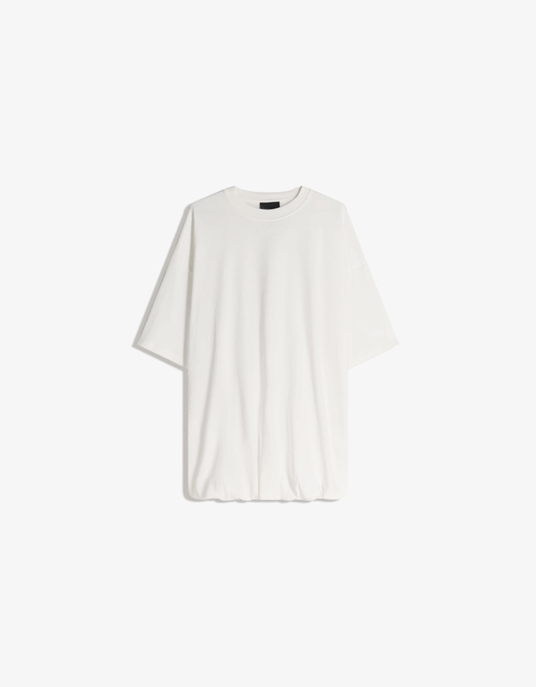 Платье-футболка оверсайз в форме шара