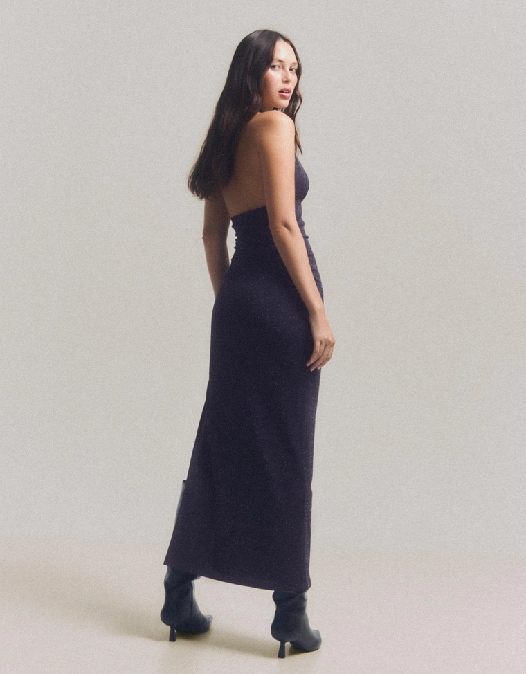 Блестящее платье миди с горловиной халтер