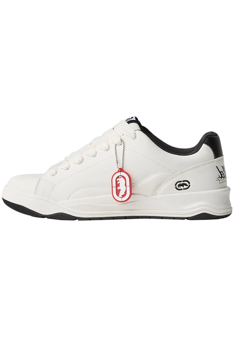 Белая блузка