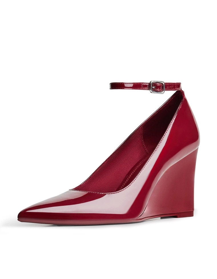 Туфли на танкетке с ремешком на щиколотке