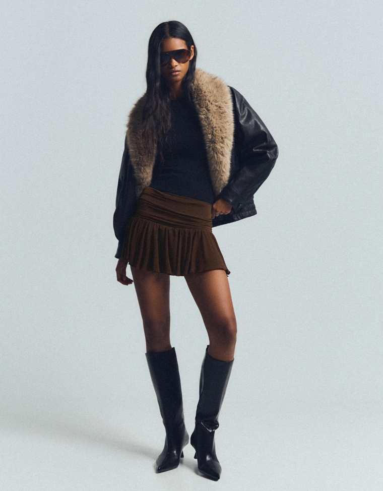 Мини-юбка с рельефным узором из ткани с металлизированной нитью