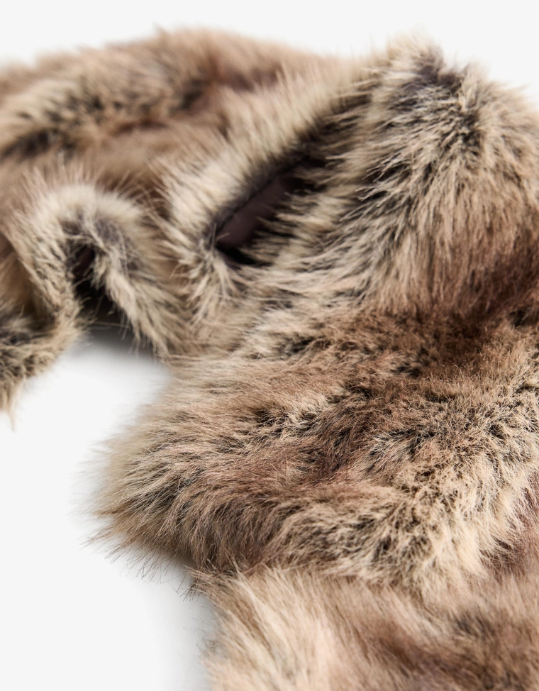 Палантин из искусственного меха