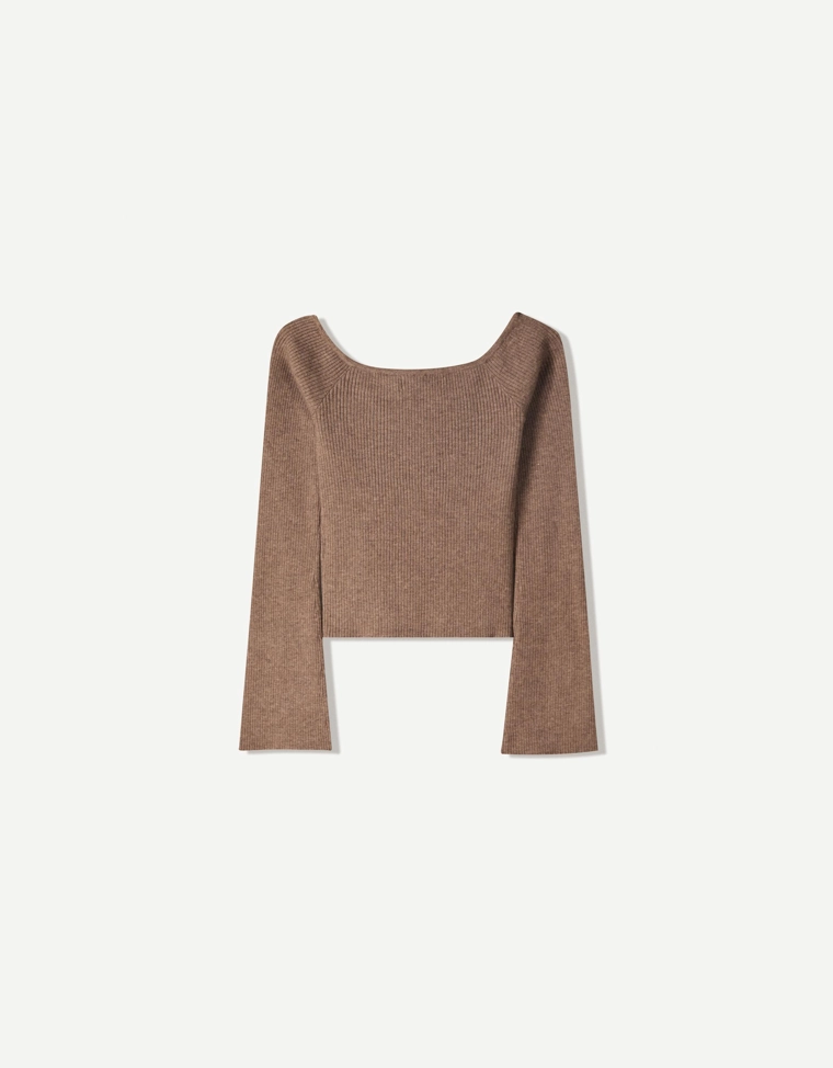 Свитер с завязкой