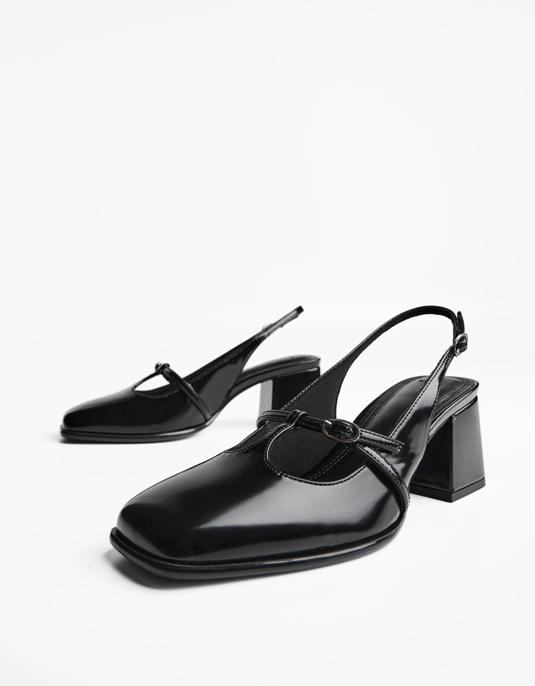 Туфли-слингбэки на каблуке с пряжкой