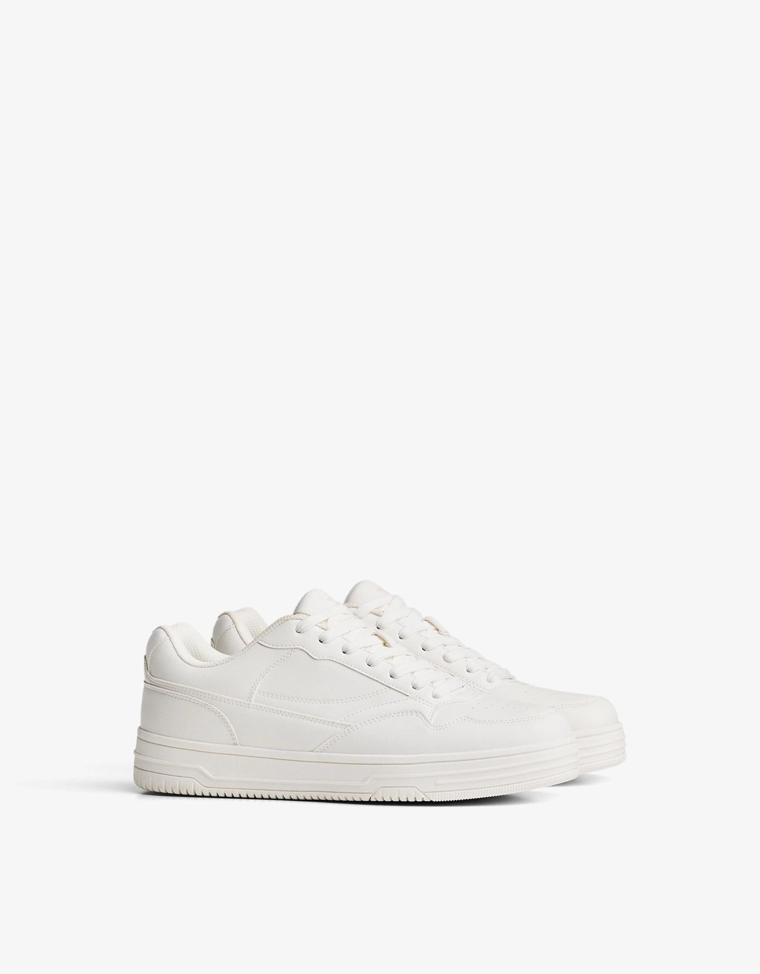 Базовые уличные кроссовки