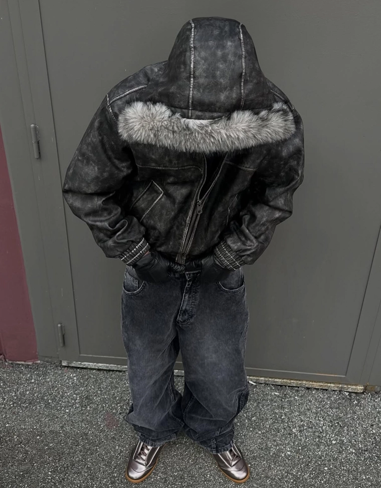 Куртка из искусственной кожи с капюшоном