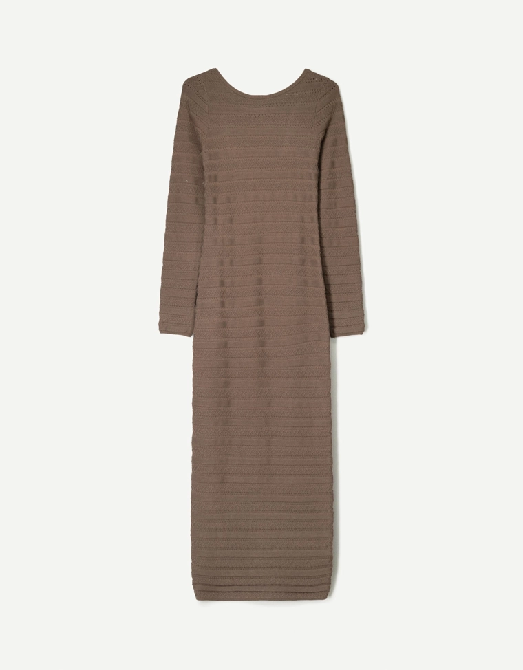 Коричневый