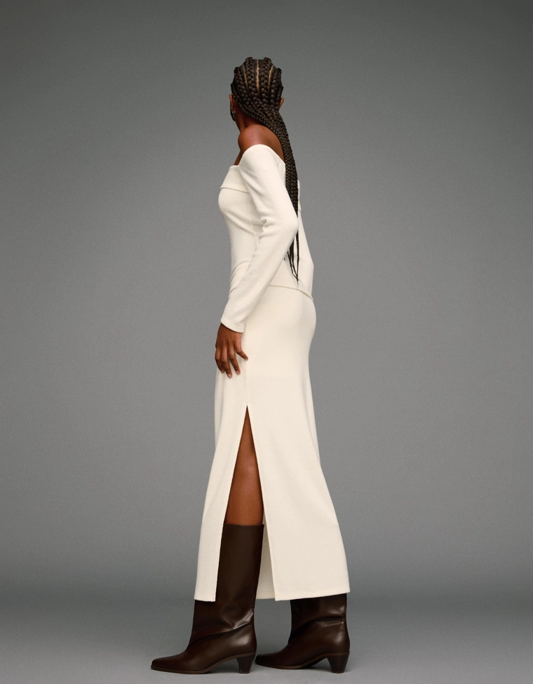 Мягкая трикотажная юбка миди