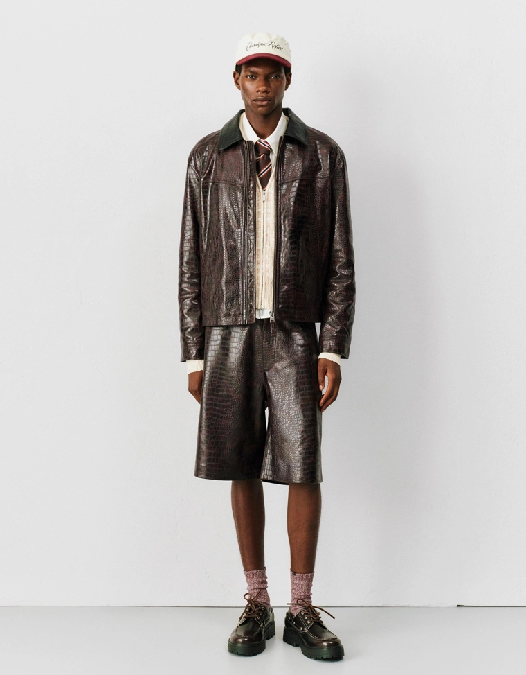 Шорты-бермуды из искусственной кожи