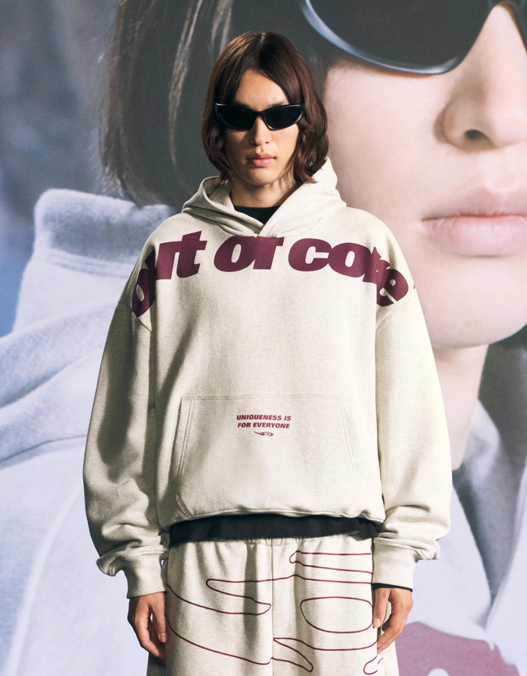 Худи с капюшоном boxy out of core