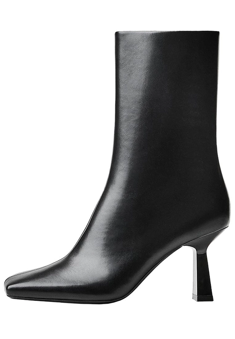 Ботильоны на среднем тонком каблуке с квадратным носом