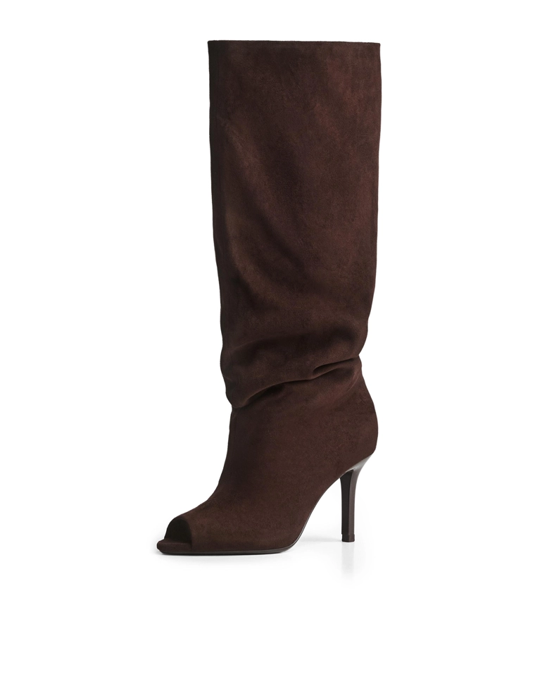 Сапоги на шпильке с разрезом