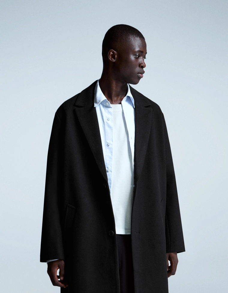 Длинное пальто из ткани