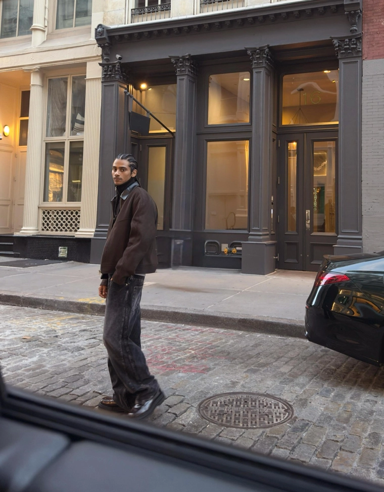 Куртка из ткани с контрастным воротником