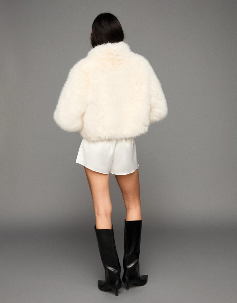 Куртка из искусственного меха