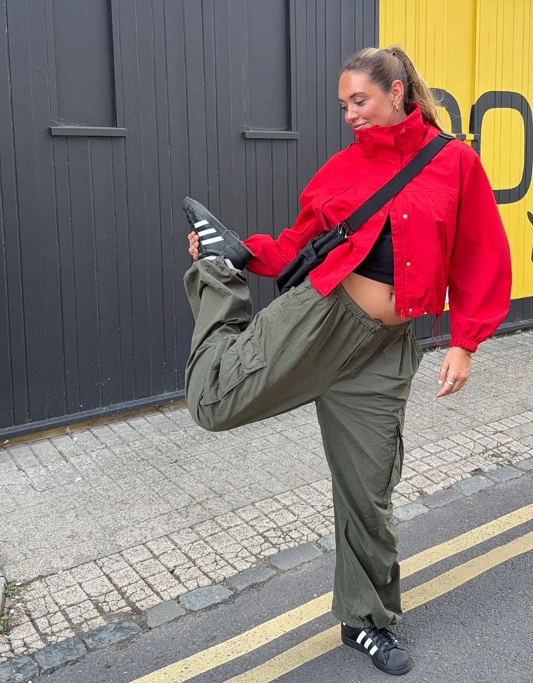 Брюки-парашюты с карго-карманами